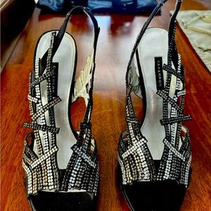 Caparros size 10 heels worn once